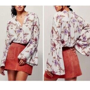 Free People Floral Top Blouse M Easy Girl Bell Sleeve Boho Cottage Romantic
